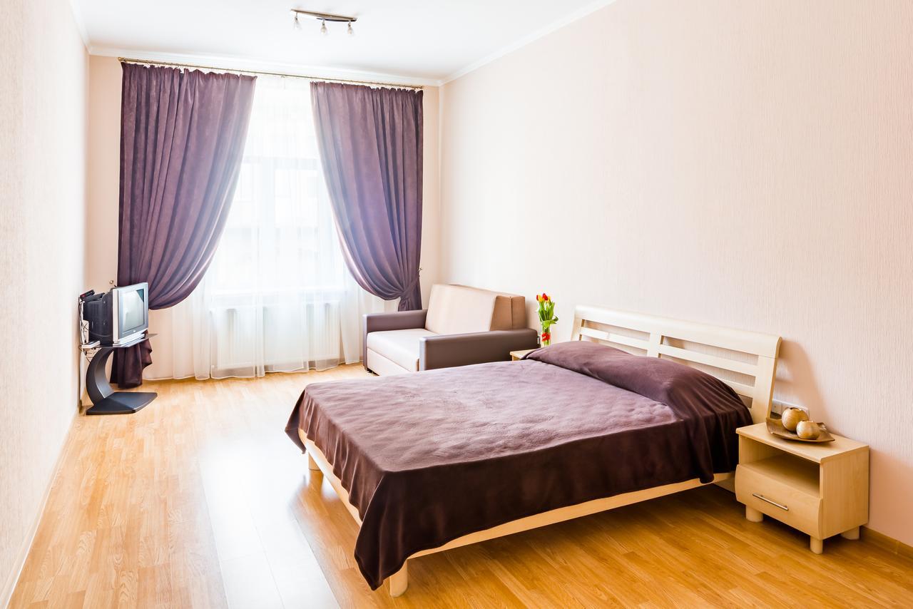 Апартаменти На Гнатюка 17 Lviv Exterior photo
